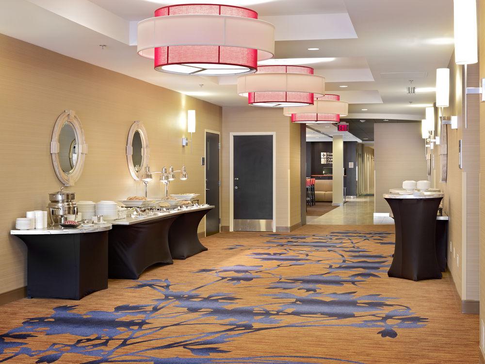 Courtyard By Marriott Edmonton West Hotel Restaurant foto