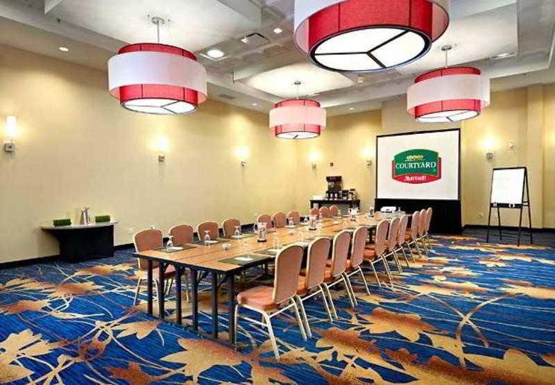 Courtyard By Marriott Edmonton West Hotel Exterior foto